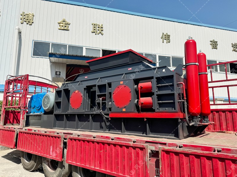 兩輥破碎機(jī)_兩輥機(jī),兩輥粉碎機(jī)價格,兩輥碎煤機(jī)圖片/視頻
